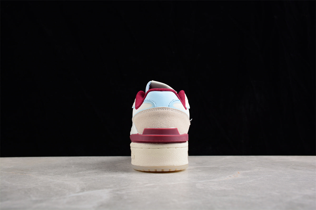 Forum 84 Low