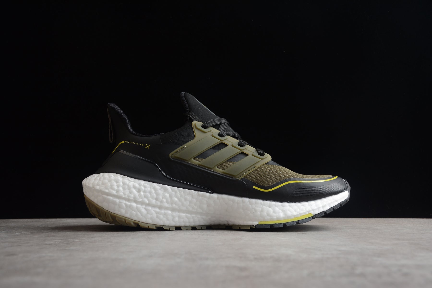 Ultraboost 21