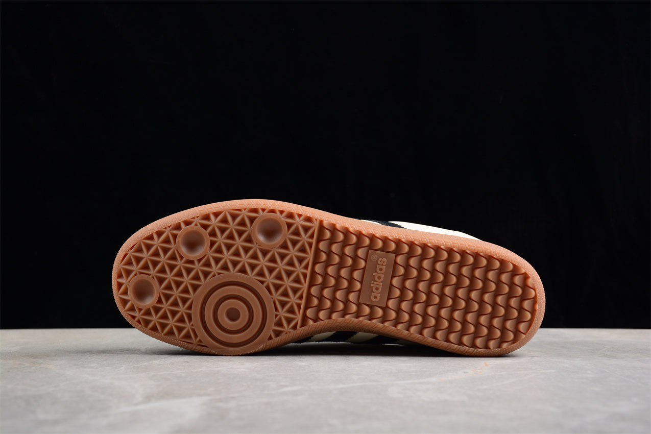 Gazelle Indoor