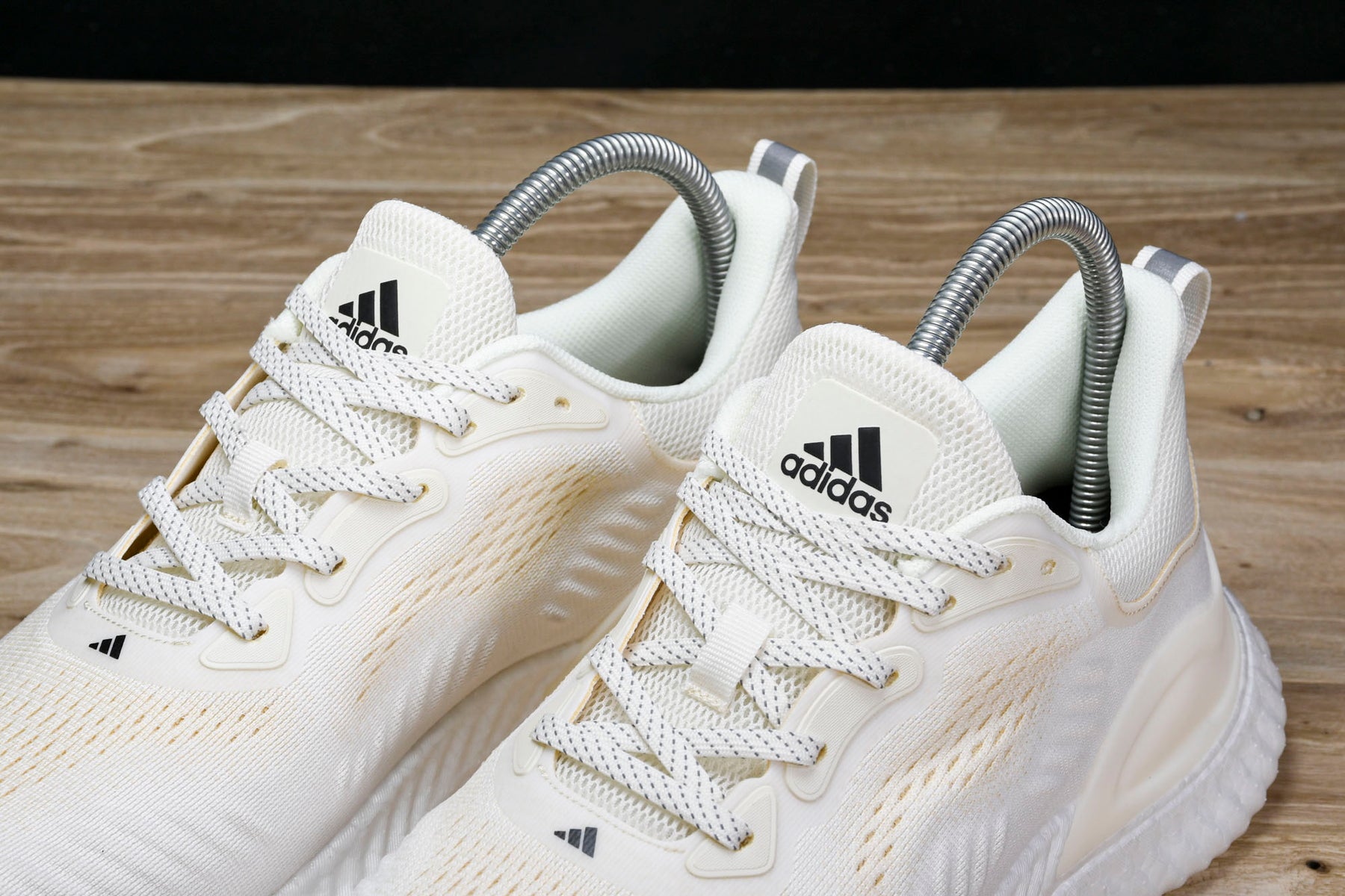 Alpha Bounce Beyond