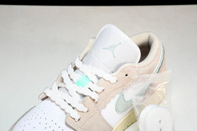 Air Jordan Low