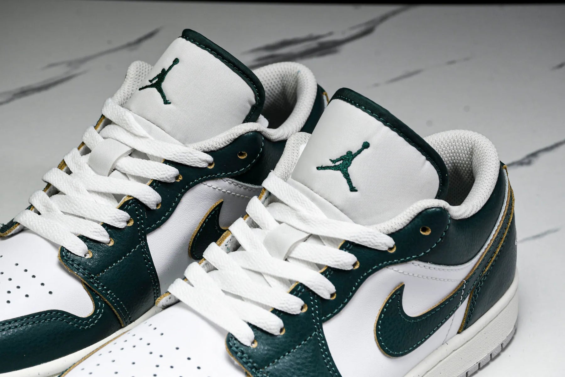 Air Jordan