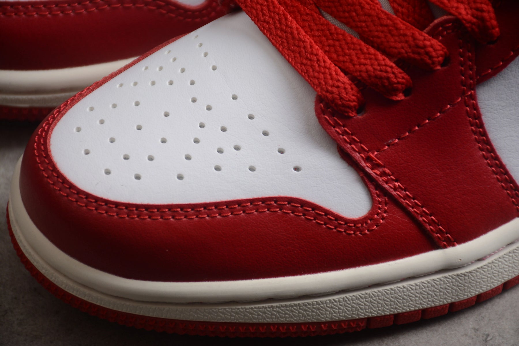 Air Jordan 1 Low