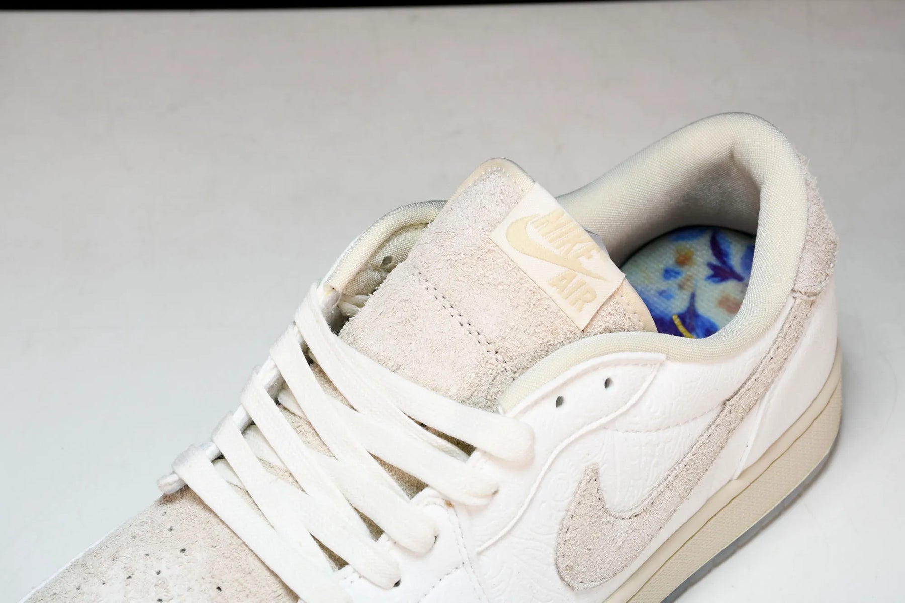 Air Jordan Low