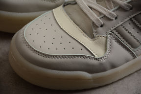 Forum 84 Low