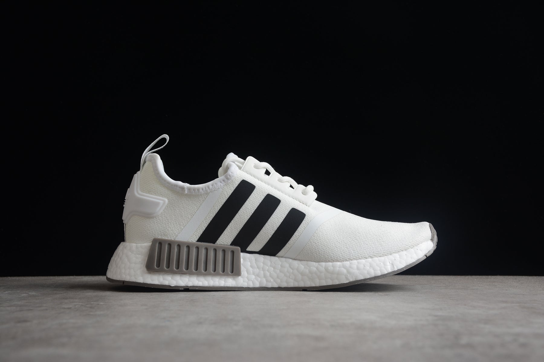 NMD R1