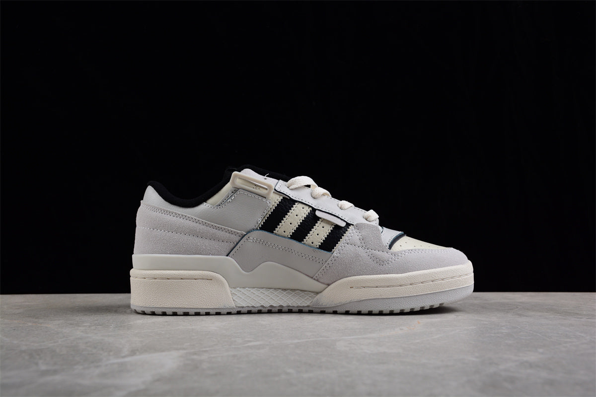 Forum 84 Low