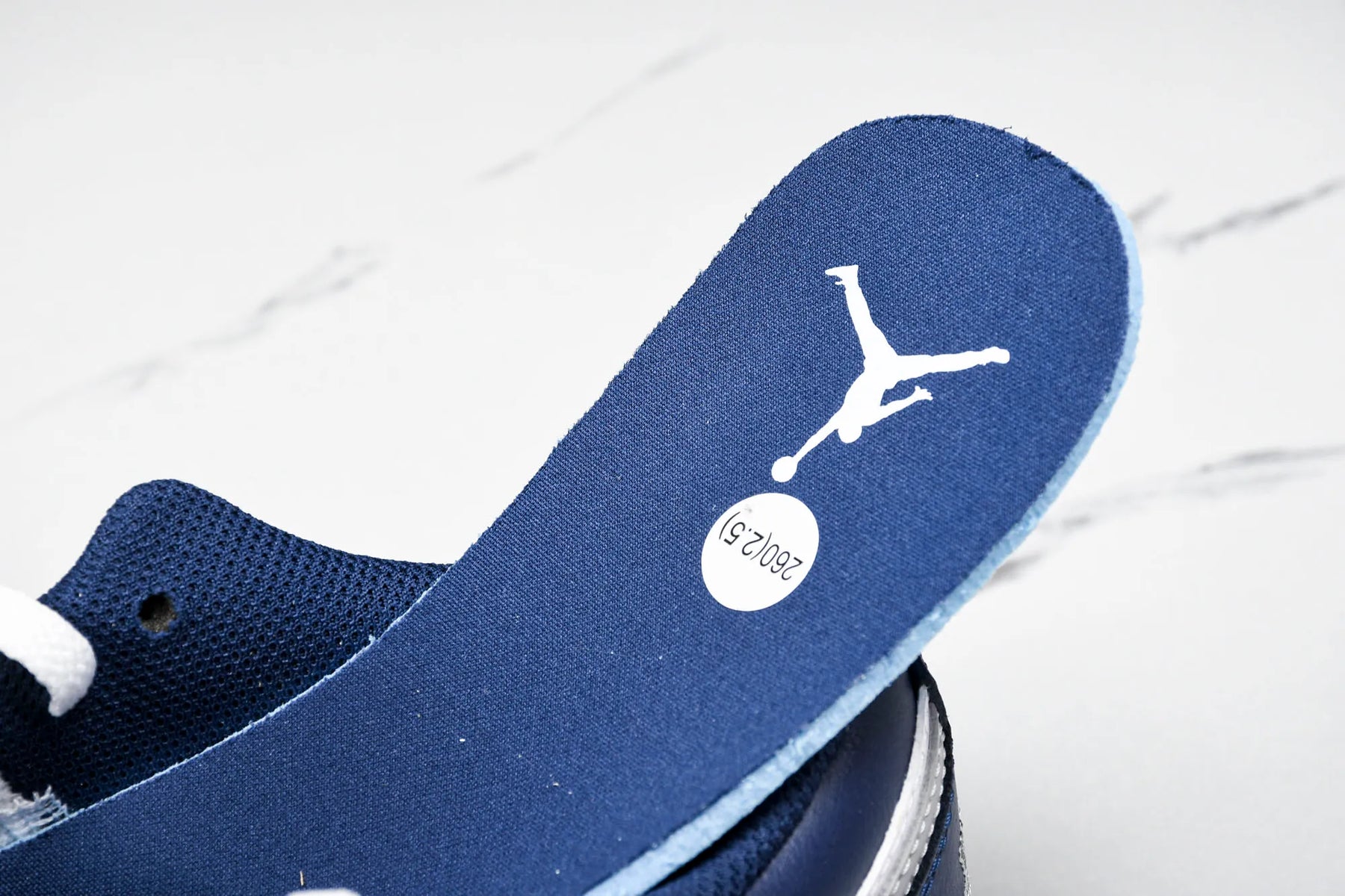 Air Jordan Low