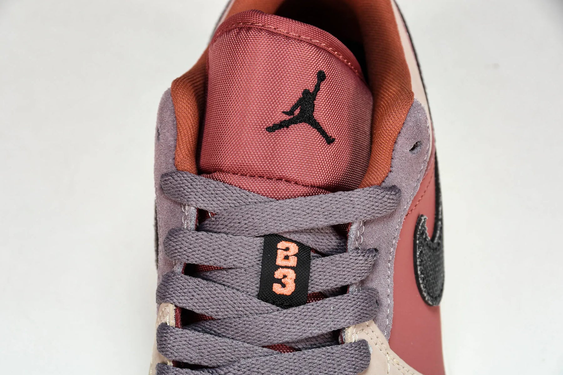 Air Jordan 1 Low