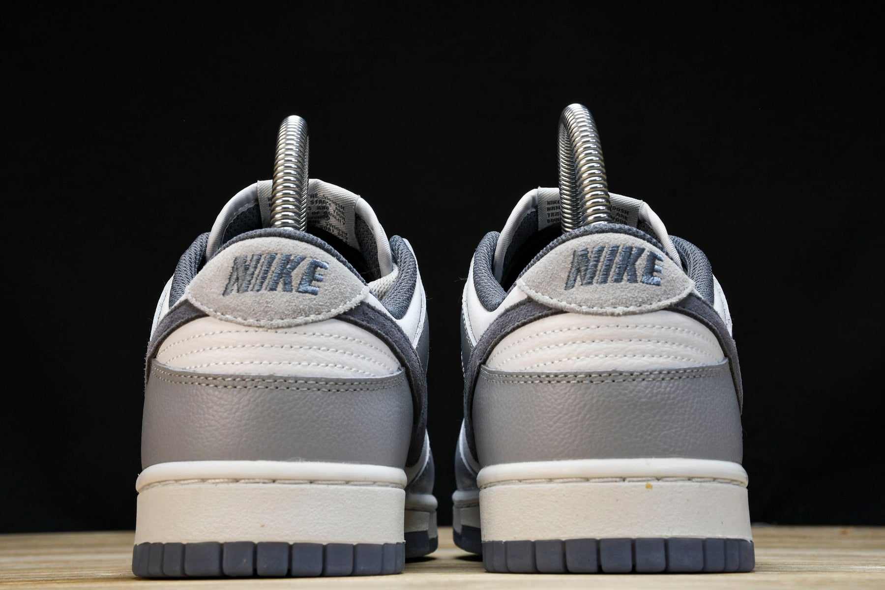Dunk Low Gray Camurça