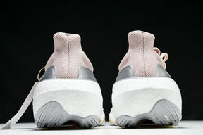 Ultraboost Light