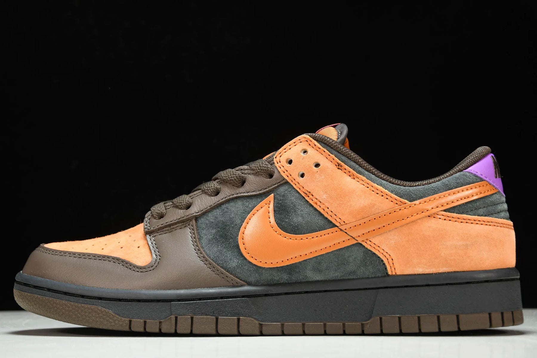 Dunk Low Retro PRM