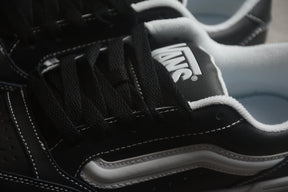 Hylane Black White Gum