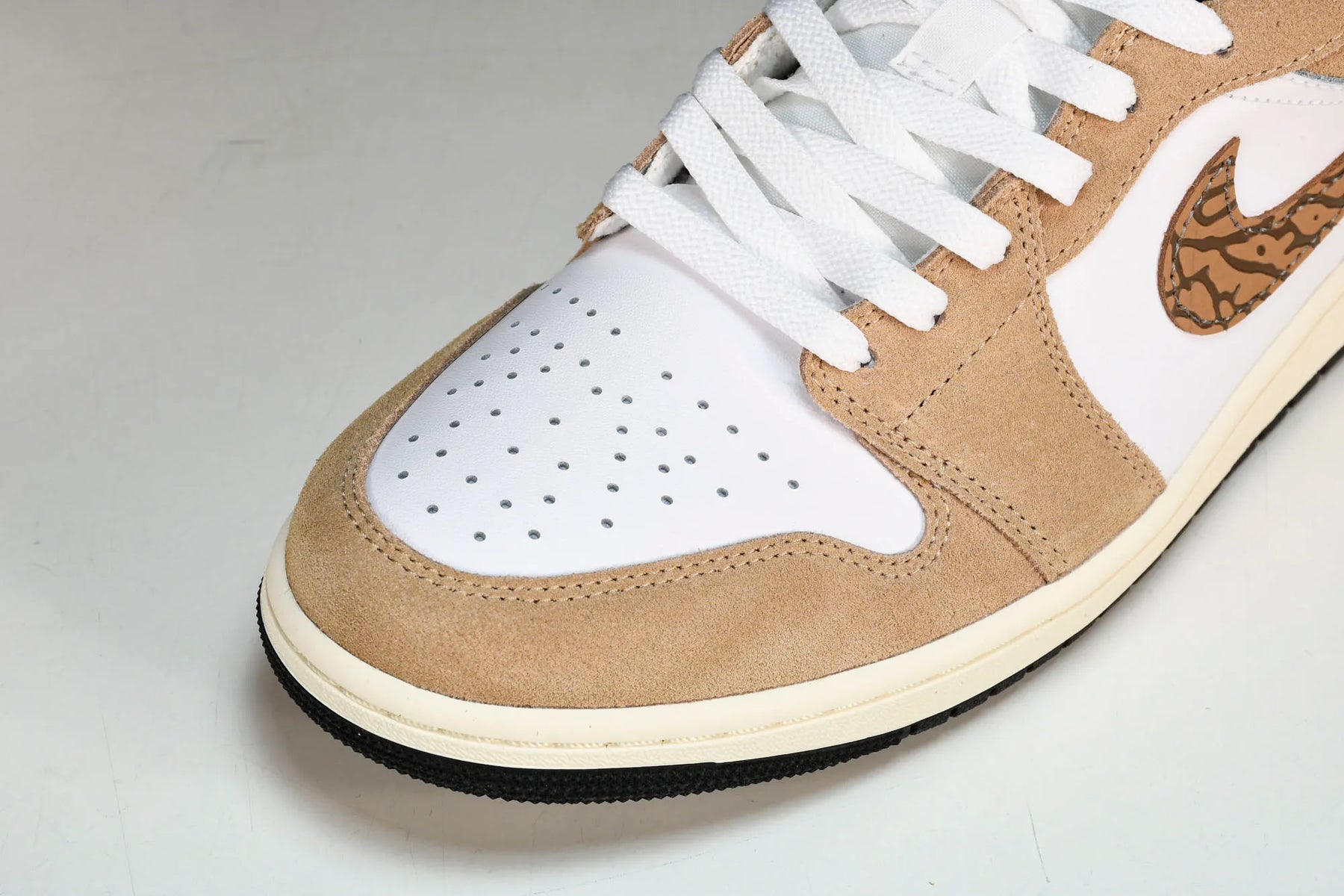 Air Jordan Low
