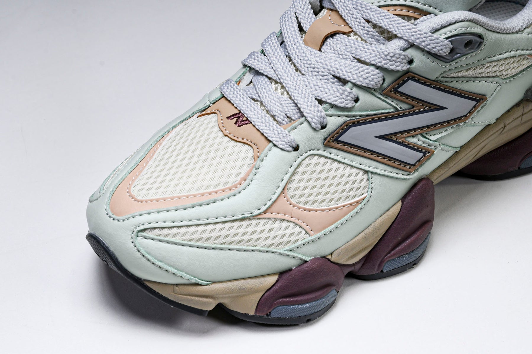 NB9060