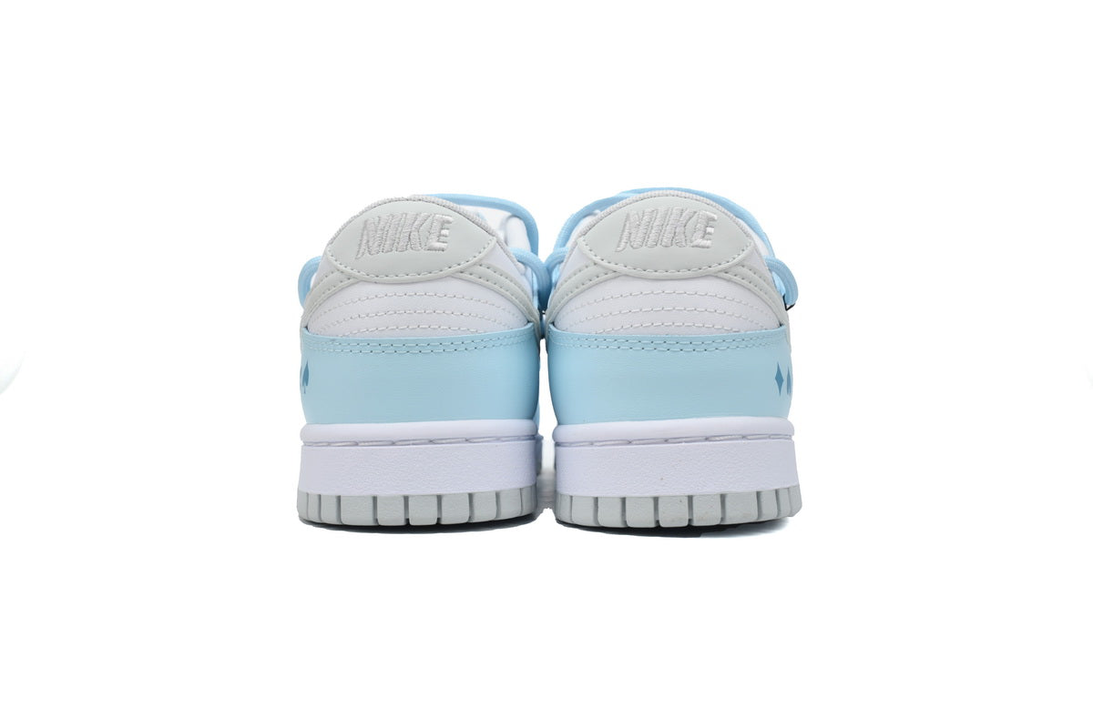 Dunk Low UNC