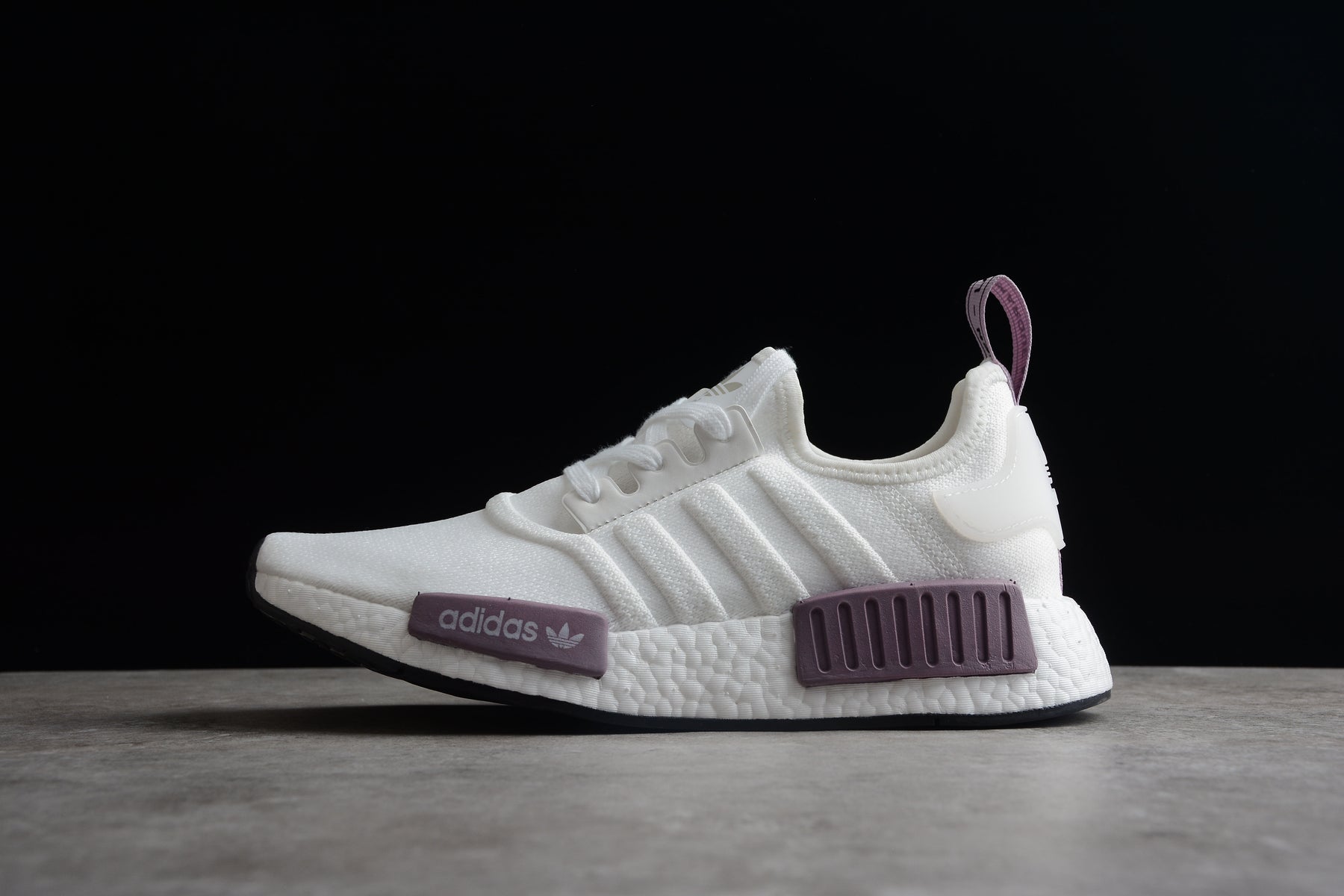 NMD R1