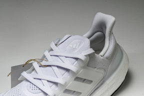 Ultraboost Light