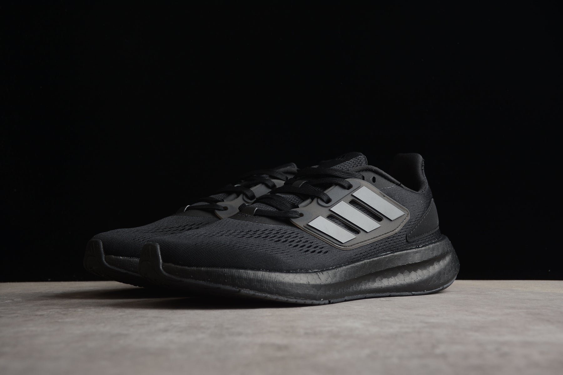 Ultraboost LTD 22