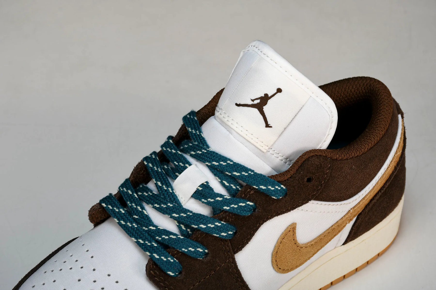 Air Jordan Low