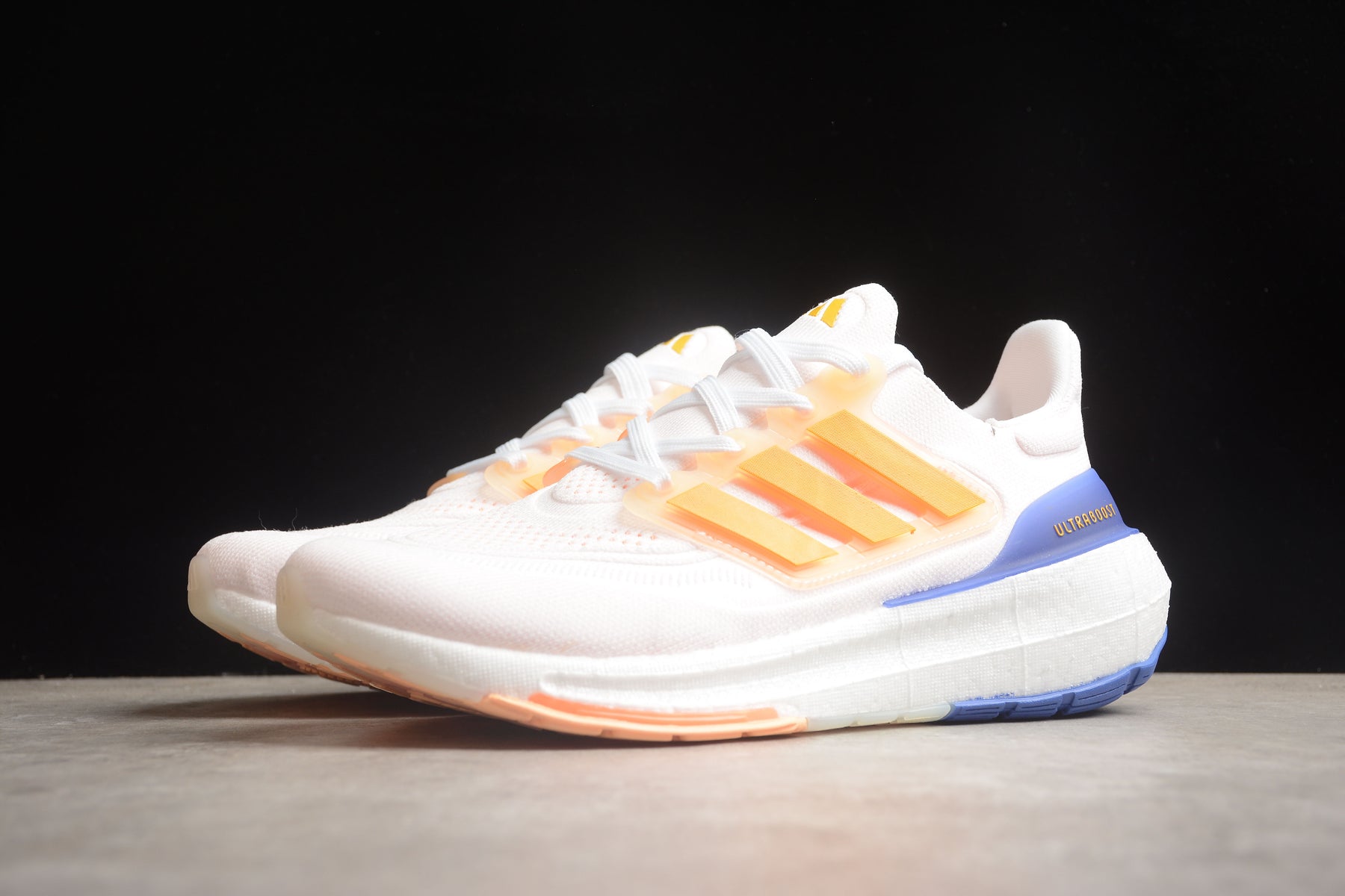 Ultraboost 21