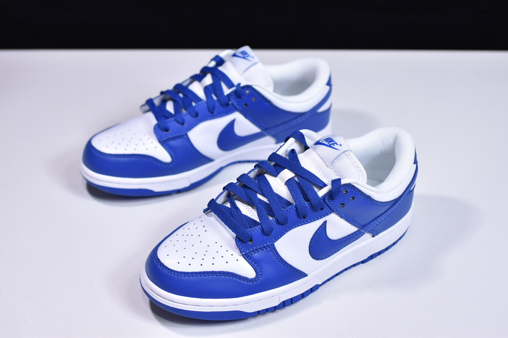 Dunk Low Kentucky