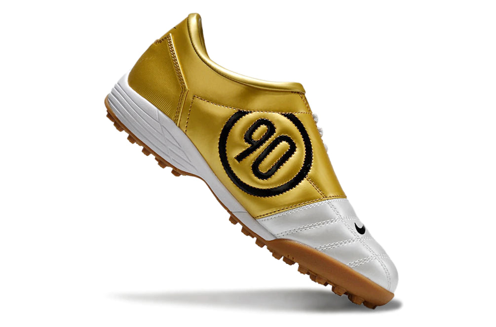 Chuteira Society Total 90 III TF Ronaldo T90 - Dourado branca