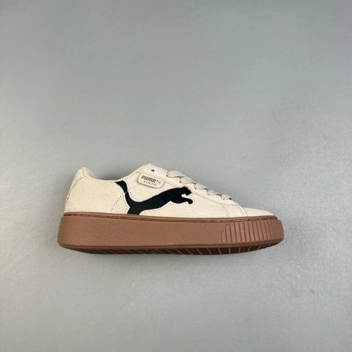 P. Suede Bege