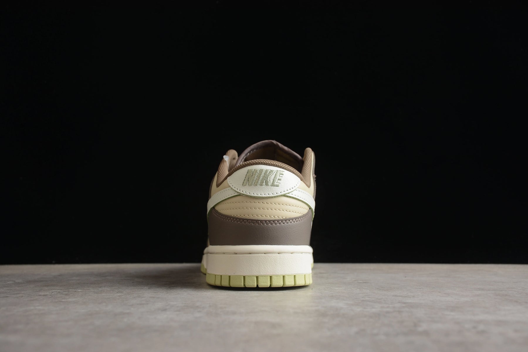 Dunk Low Retro