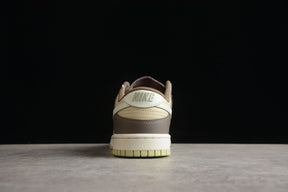 Dunk Low Retro