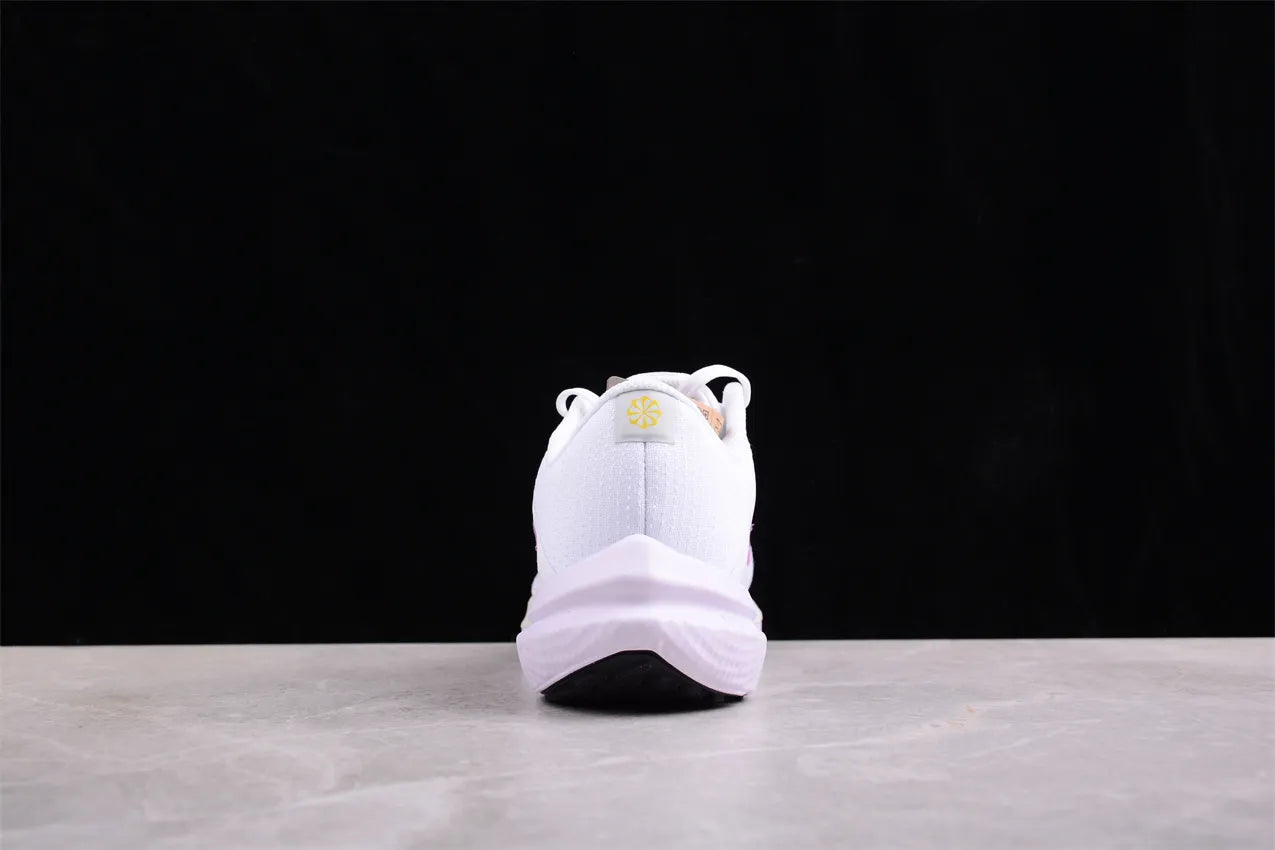 Zoom Winflo 10