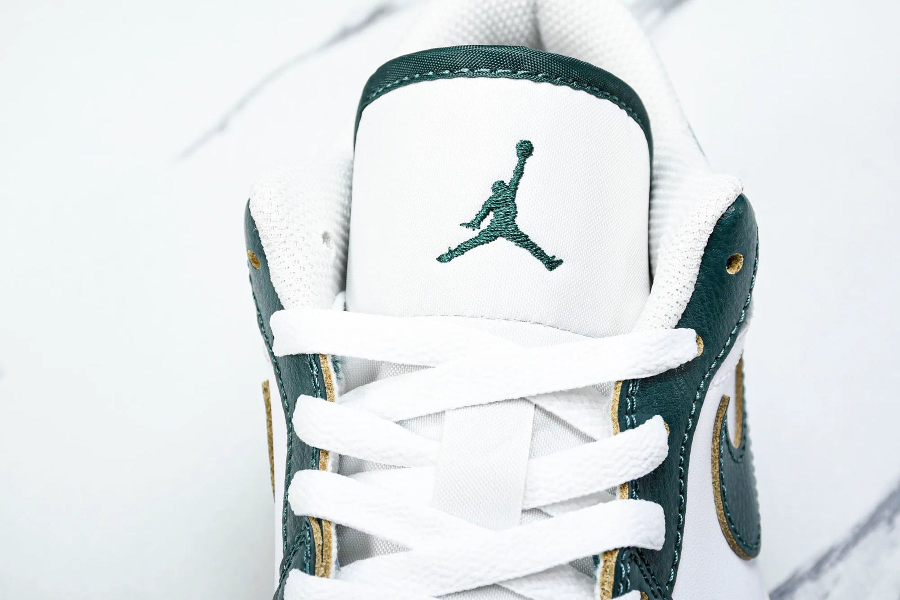 Air Jordan