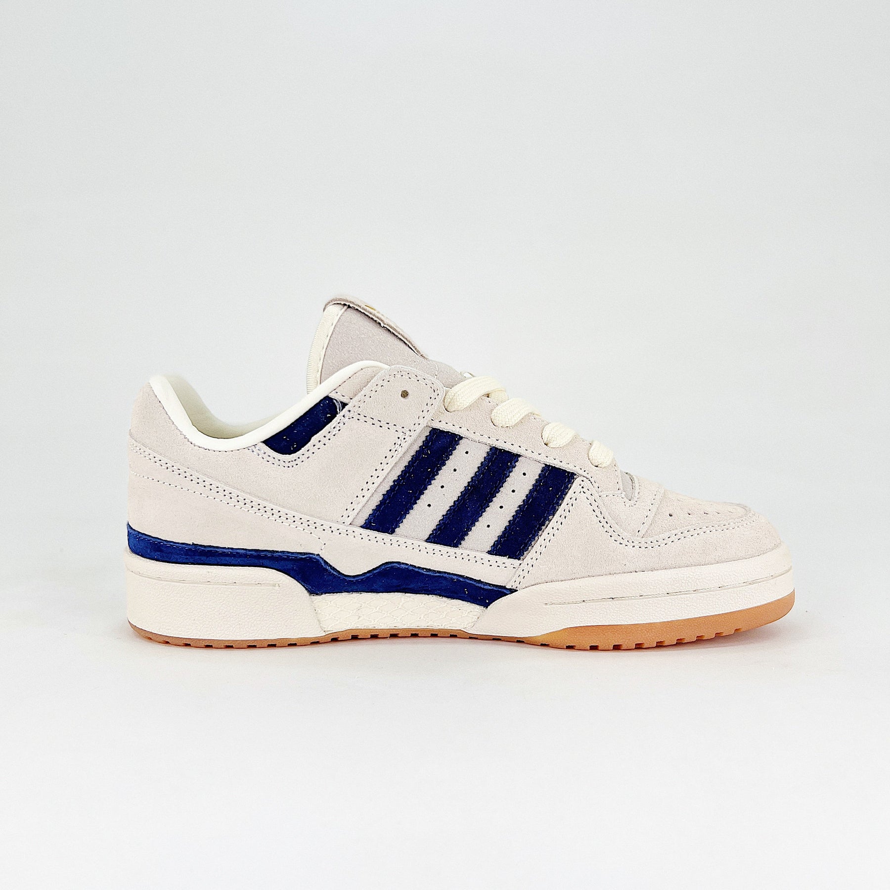 Forum 84 Low