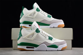Air Jordan 4 x Nk SB Pine Green