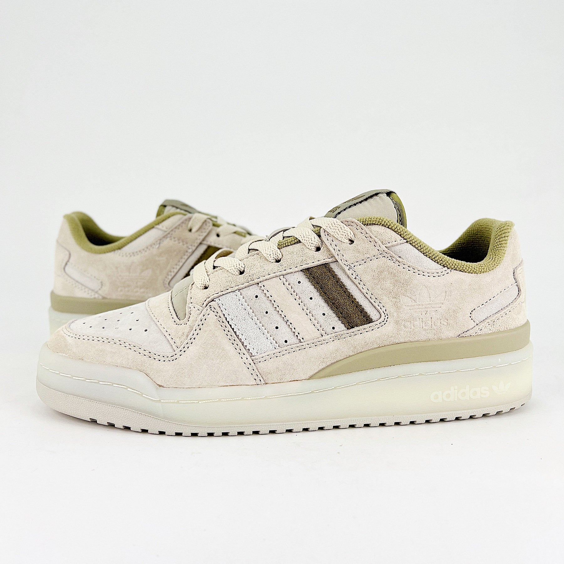 Forum 84 Low