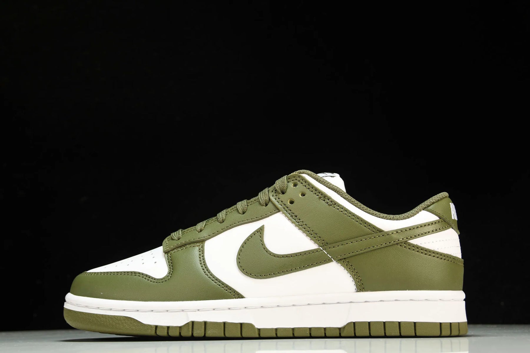 Dunk Low Medium Olive
