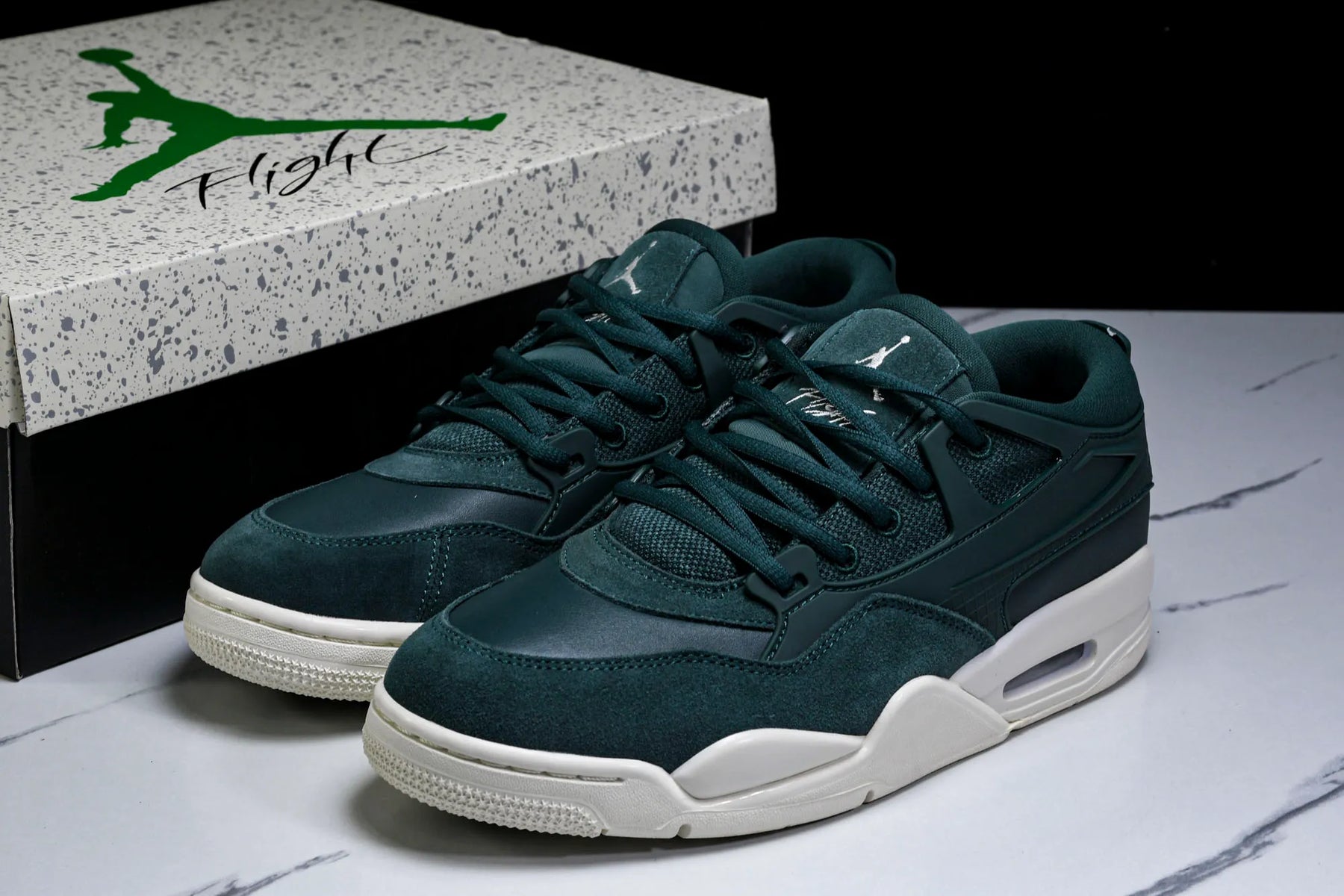 Air Jordan 4 Remastered