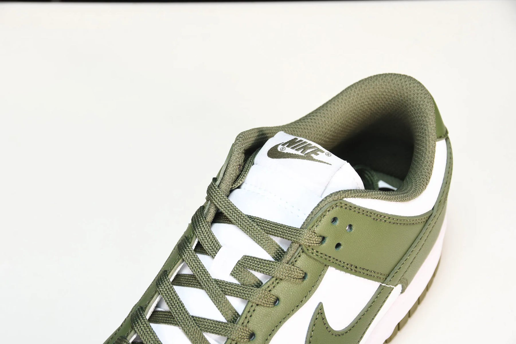 Dunk Low Oliva