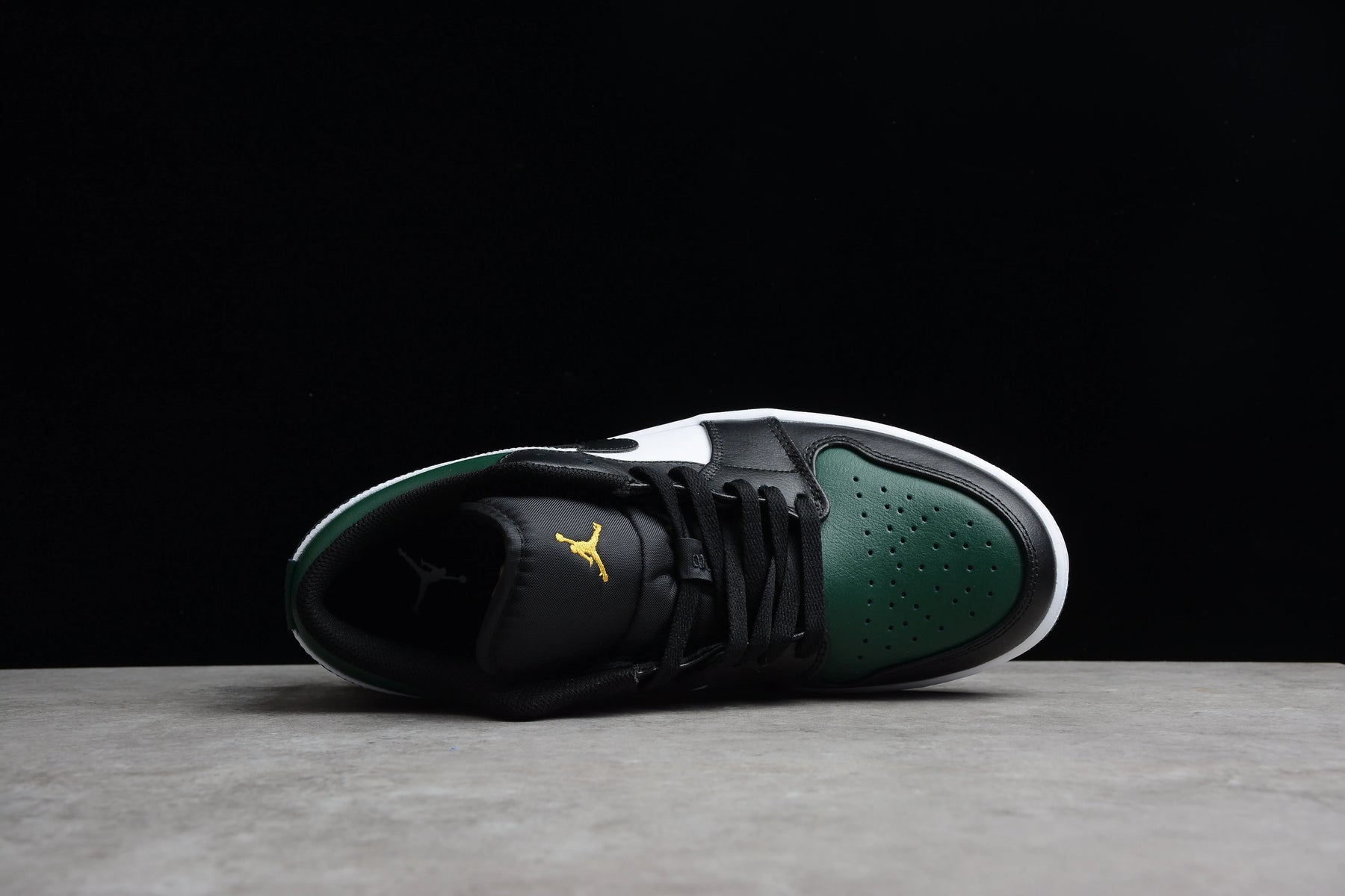 Air Jordan Green Toe