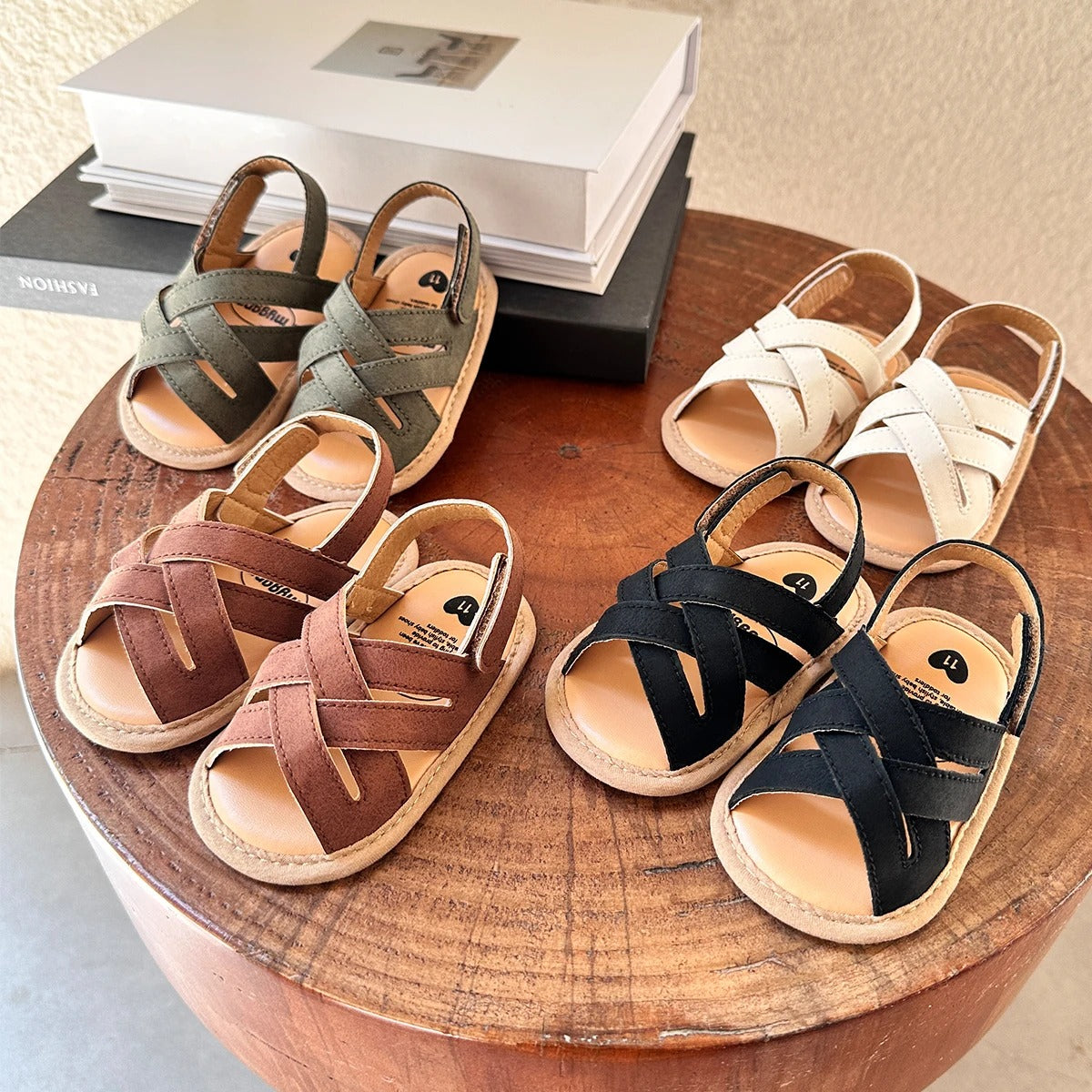 Sandália Infantil Unissex Premium – Conforto, Segurança e Estilo para os Pequenos